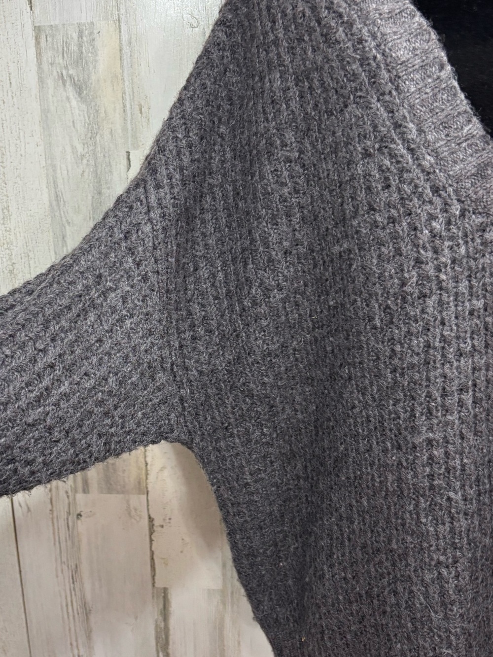 American Eagle Outfitters Whoa So Cozy Charcoal V-Neck Waffle Knit Sweater - Picture 6 of 12